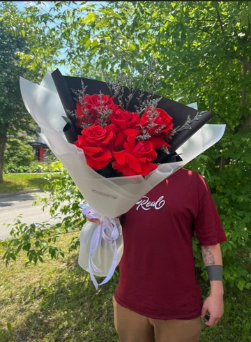 Букет  «Изящный» от интернет-магазина цветов в 