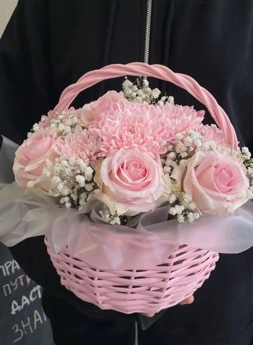 Корзина с цветами «Розовое кружево» от интернет-магазина цветов в 