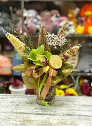 Композиция «Волшебная кружка» от интернет-магазина цветов в 