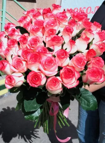 Букет из роз «Магия любви» от интернет-магазина цветов в 