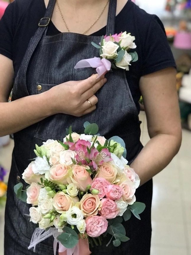 Букет невесты &laquo;Эльза&raquo; от интернет-магазина цветов в 