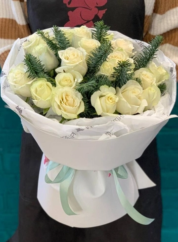 Букет &laquo;Зимняя сказка&raquo; от интернет-магазина цветов в 