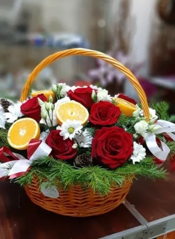 Хвойная композиция «Желаем доброго Нового года» от интернет-магазина цветов в 