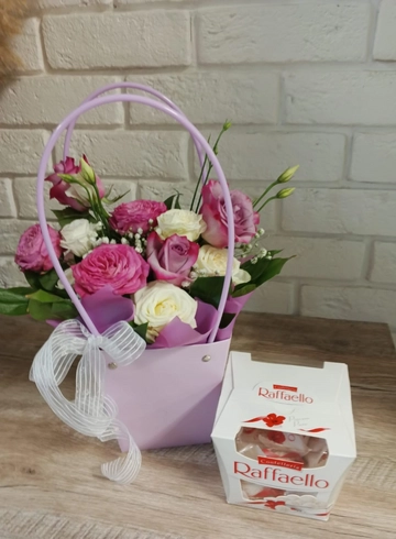 Комбо-предложение «Для Вас» от интернет-магазина цветов в 