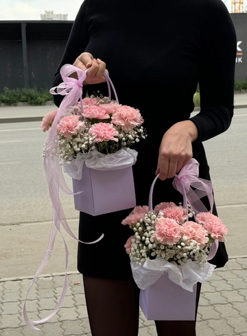 Композиция «Анюта» от интернет-магазина цветов в 