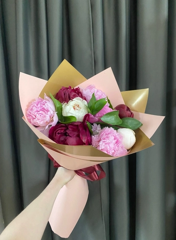 Букет из пионов «Нежная моя» от интернет-магазина цветов в 